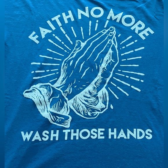 HOST PICK 6/28 🎉:  Rare Faith No More Crew Shirt 2020 - Picture 11 of 12